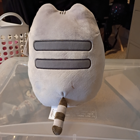 Pusheen Plush with Sushi - Gray and Brown - Picture 3 of 3